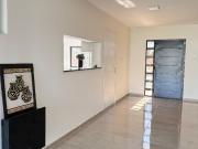 Venta | casa a estrenar con jardín | oportunidad única?