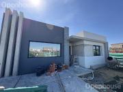 VENTA CASA A ESTRENAR CON PILETA SANTA ELISA PDE