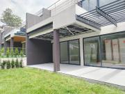 Venta Casa a estrenar dentro de Urbanización la Viña AH