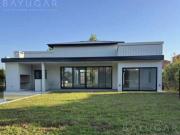 Venta Casa A Estrenar en Barrio Altos de Campo Grande Pilar