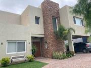 Venta, Casa a la laguna, pileta climatizada, El Canton,...