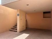 Venta casa a pie de calle en quintas del marques 3...