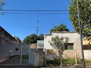 Venta Casa a reciclar con Importante Lote en Colón