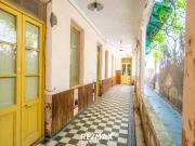 VENTA CASA A REFACCIONAR CON PATIO Y COCHERA