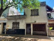 VENTA CASA A REFACCIONAR VILLA DEL PARQUE COCHERA