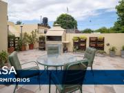 VENTA CASA AL FRENTE 3 DORMITORIOS