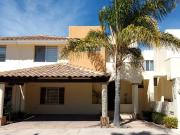 VENTA CASA AMPLIA AL NORTE QUINTAS DE MONTICELLO