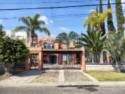 VENTA CASA AMPLIA EN VILLAS DEL MESÓN JURIQUILLA