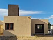 VENTA CASA APTA CREDITO 2 DORMITORIOS EN RIVADAVIA