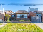 VENTA CASA APTA CREDITO ZELARRAYAN 3900