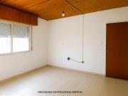 VENTA Casa APTO CREDITO Ideal 2 familias 6 Ambientes...