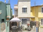 VENTA CASA: Av Abelardo #412, Colonia Costa Azul, C.P. 22793