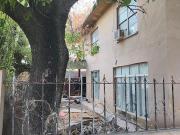 VENTA CASA AV. PRIN. ESQUINA