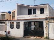 En Venta Inmueble Comercial urb. La Esmeralda San Diego...