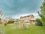 VENTA CASA B* LOS OLIVOS 4 DORMITORIOS CENTENARIO