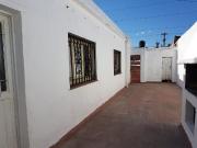 VENTA CASA BARRIO COLON 2 DORMITORIOS