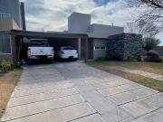 venta casa barrio Las Vertientes Drummond Mendoza
