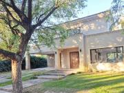 VENTA CASA, BARRIO LICEO COUNTRY, MAIPU, MZA