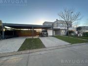 Venta Casa Barrio Semi Cerrado Casas del Este Pilar