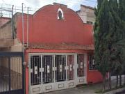 VENTA CASA BILBAO COL SANTA MONICA GUADALAJARA JALISCO... VENTA CASA BILBAO COL SANTA MONICA GUADALAJARA JALISCO...