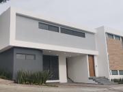 VENTA CASA BOSQUES DEL REFUGIO LEON GTO