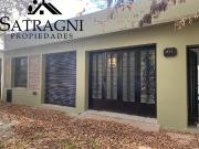 VENTA Casa c/ Local Calle Pje Italia y Ruta 215 Brandsen