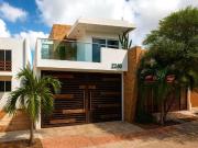 VENTA CASA: Calle Av. Málaga 2425, 80058 Culiacán...