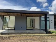 VENTA CASA CAMPESTRE EXCLUSIVA VIA PEREIRA