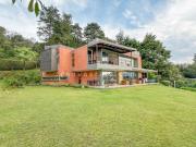 Venta Casa Campestre Moderna en El Poblado