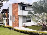 VENTA CASA CAMPESTRE VIA ARMENIA PEREIRA