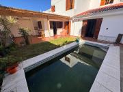 VENTA CASA CENTRO AMERICA SOBRE PARRAVICINI 3 DORM
