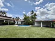 Venta Casa Cerro Verde 2048 MTRS