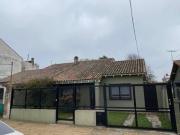 Venta Casa Chalet 4 ambientes 3 dormitorios jardin...
