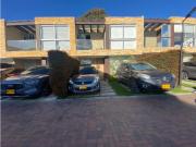 Venta Casa Chia en Conjunto con Club House