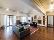 VENTA Casa cinco dormitorios parque 1200 m2 pileta