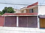 VENTA CASA: Circunvalación Ote. 605, Villas del Moral,...