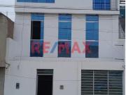 Venta Casa Comercial 3 Pisos Alto Trujillo Barrio 3