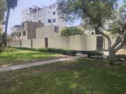 VENTA CASA COMO TERRENO FRENTE A PARQUE SURQUILLO