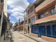 VENTA CASA COMPARTIR, TRES PLANTAS UNI9FAMILIAR. SECTOR...