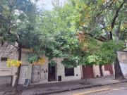 Venta casa compuesta de 3 PH LA BOCA