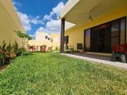VENTA CASA CON 20 PANELES PRIVADA/AMENIDADES 4 RECAMARAS...