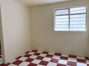 Venta Casa con 3 departamentos