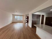 VENTA. Casa con 3 recámaras y cuarto de TV Santa Fe...