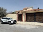 VENTA CASA CON ALBERCA AL NORTE FRACC CERRADO