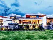 VENTA CASA CON ALBERCA EL CAMPANARIO QUERETARO