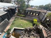 VENTA CASA CON JARDÍN Y DEPTO. EN LOMAS DE ATZINGO...