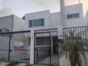 VENTA CASA CON ESTUDIO EN PLANTA BAJA EN JURIQUILLA...