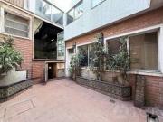 Venta Casa con Galpón, oficinas y Local en Parque Chacabuco