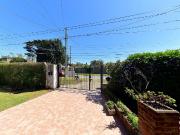 Venta casa con GRAN LOTE 905m2 multifamiliar