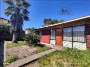 VENTA CASA CON GRAN TERRENO, 3HAB 1 BAÑO, LA CISTERNA